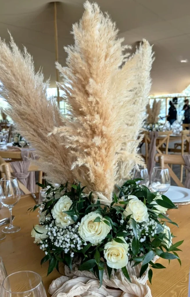 centre-de-table-pampa-bohème-champêtre-mariage-var-domaine-monté-verdi